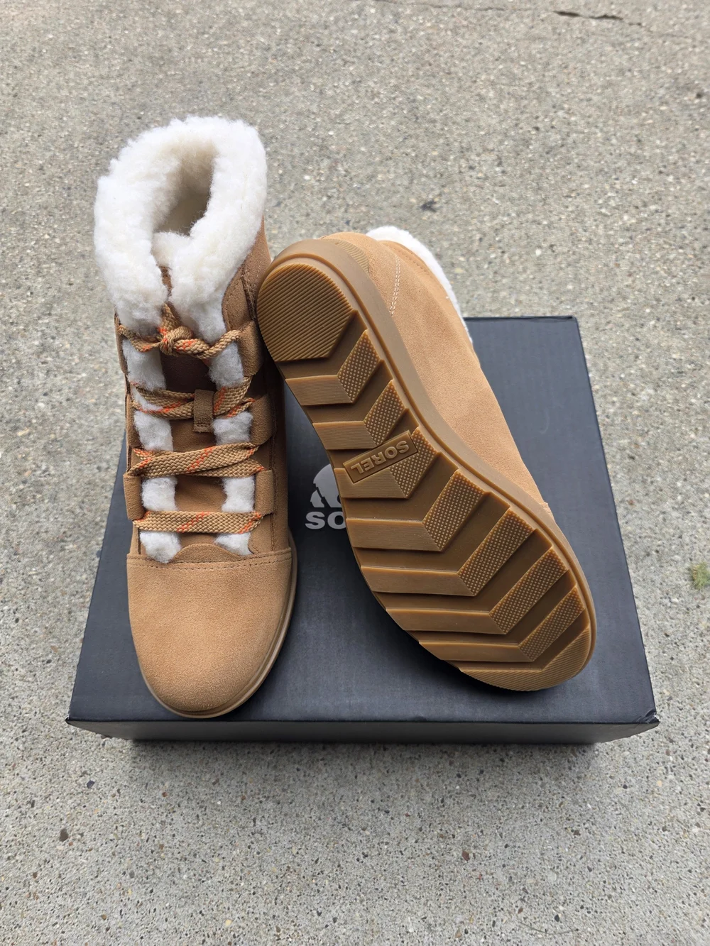 SOREL Evie II Cozy WP Boots Women Size 10